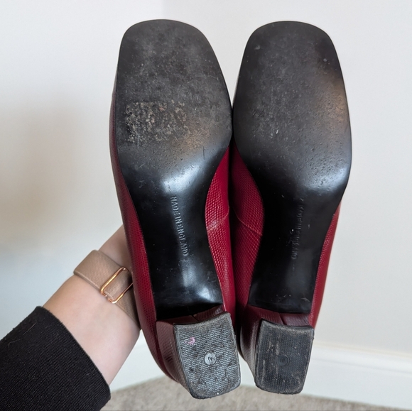 John Smith Collection Vintage Red Leather Heels - High Quality- Rare Find sz 7.5 - Picture 7 of 7